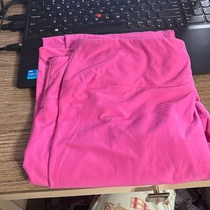 Lularoe- Solid Pink T&C